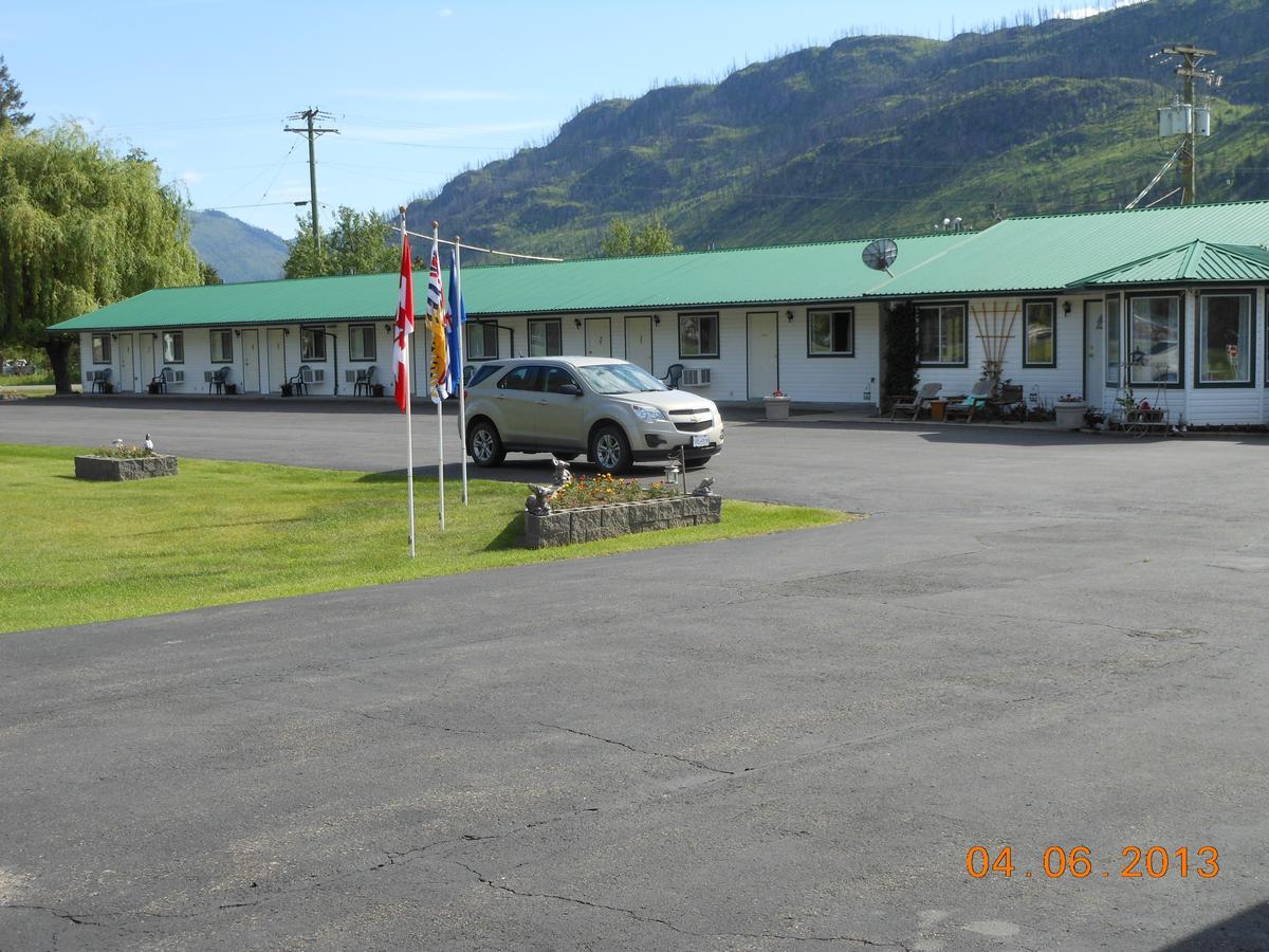 Motel Mountain Springs & Rv Park