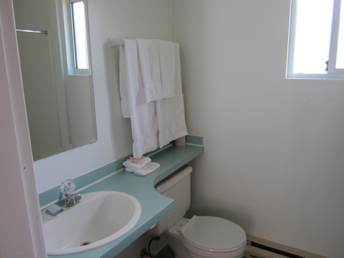 Motel Mountain Springs & Rv Park