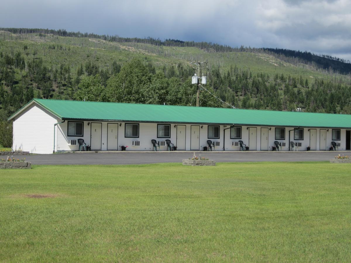 Motel Mountain Springs & Rv Park 3*