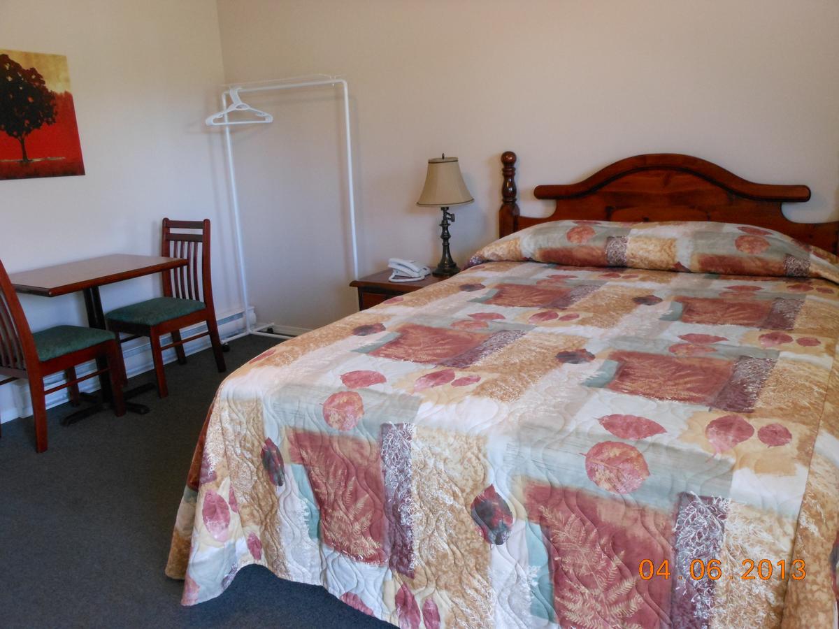 Mountain Springs & Rv Park Barriere