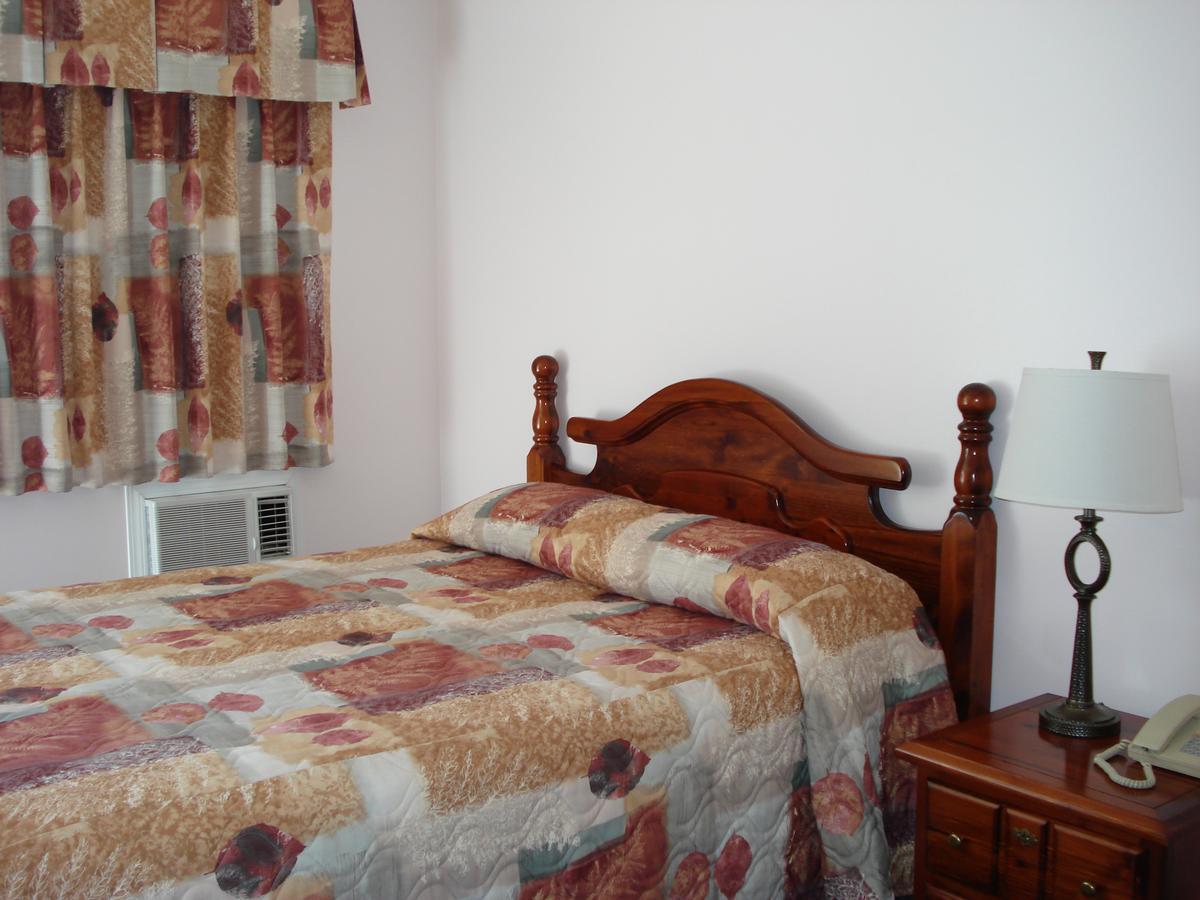 Motel Mountain Springs & Rv Park